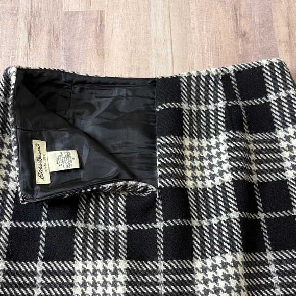 Eddie Bauer Classic Black and White Wool Blend Plaid Skirt - 6 - Picture 3 of 6